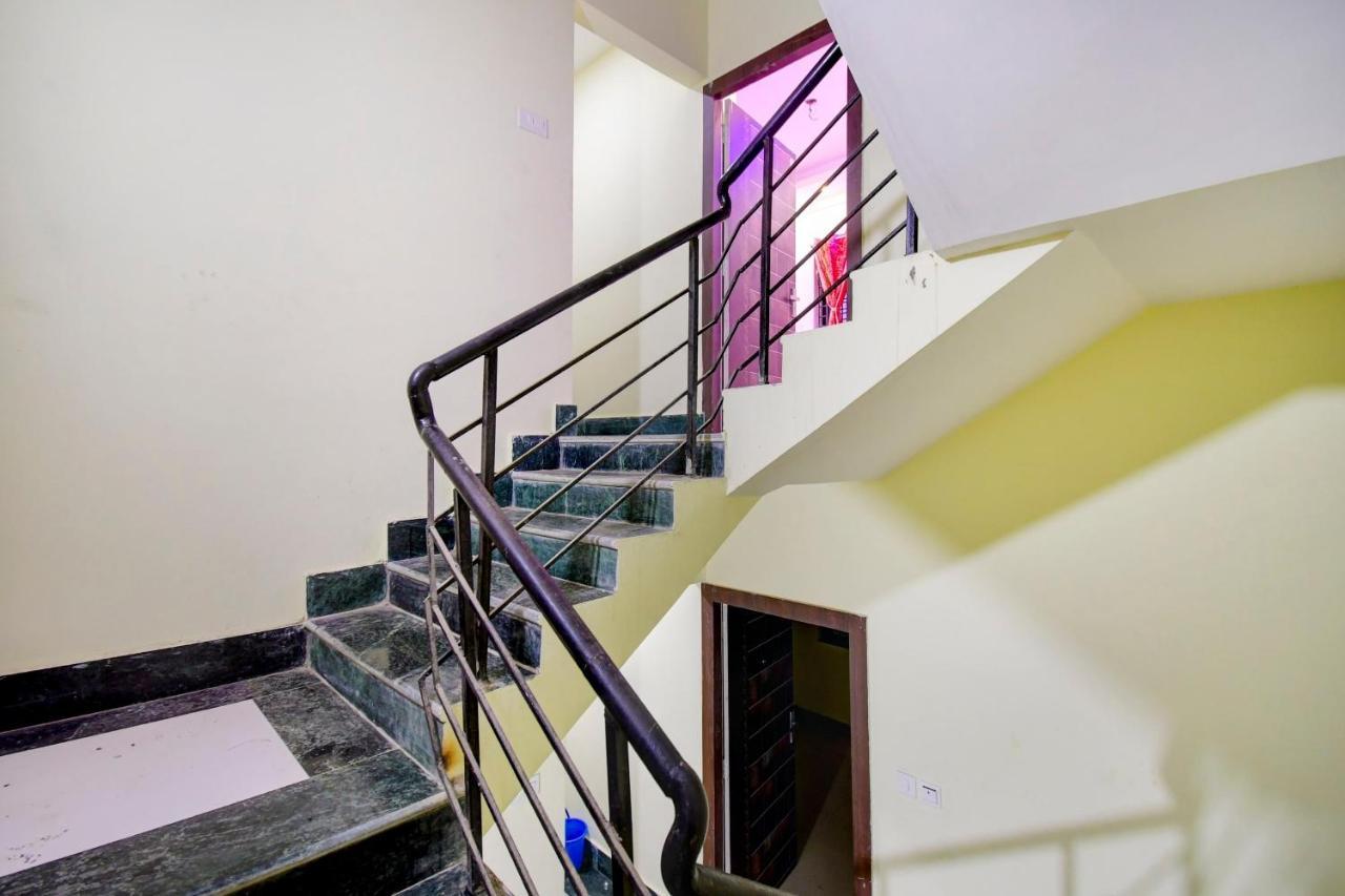 Oyo 92945 The Rs Villa Calcutta Exteriör bild
