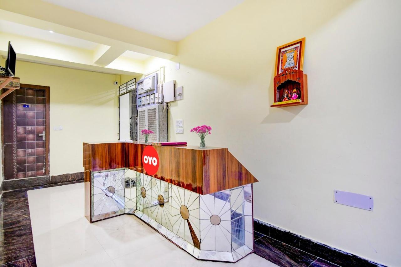 Oyo 92945 The Rs Villa Calcutta Exteriör bild