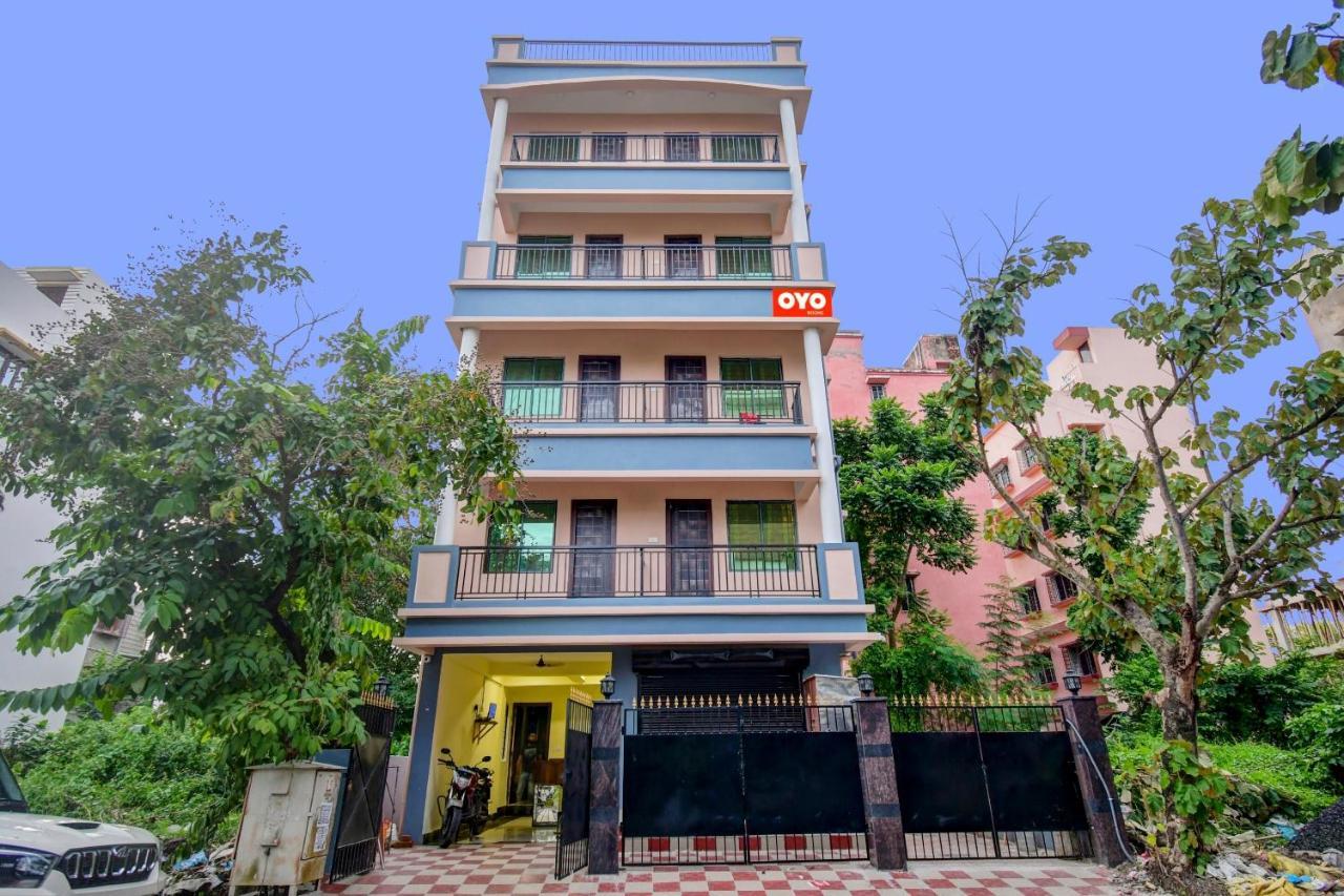 Oyo 92945 The Rs Villa Calcutta Exteriör bild