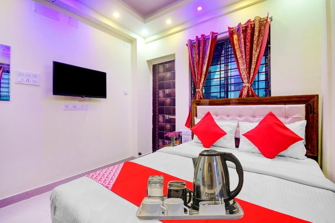 Oyo 92945 The Rs Villa Calcutta Exteriör bild