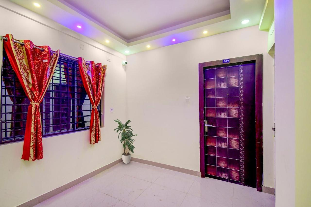 Oyo 92945 The Rs Villa Calcutta Exteriör bild